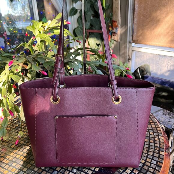 MICHAEL KORS Walsh Multifunctional Medium Tote In Merlot NWOT - Picture 3 of 12